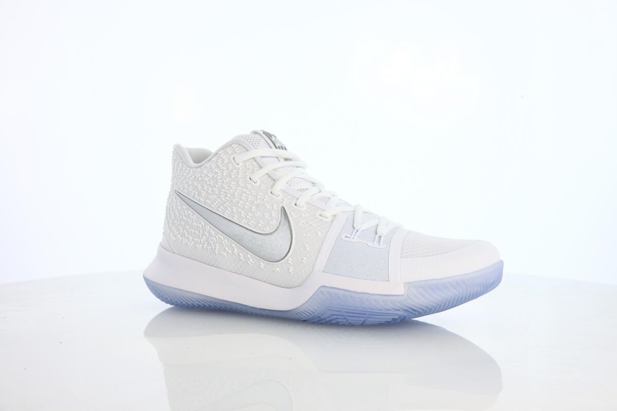 Kyrie 3 all on sale white